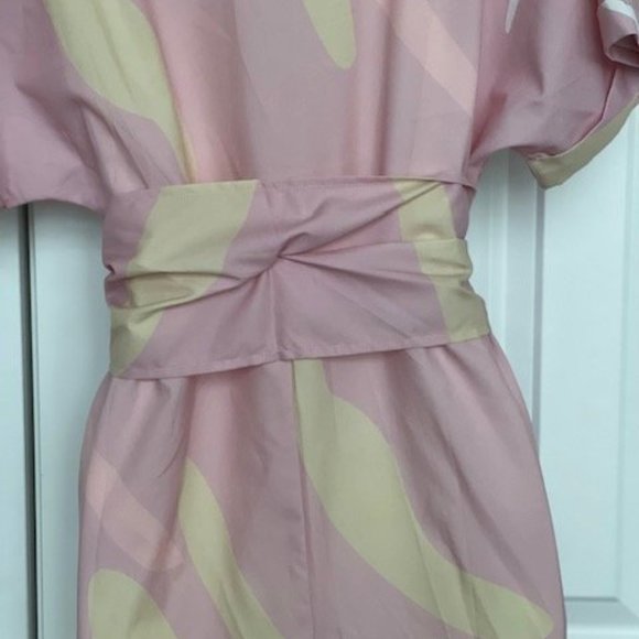 Long pink/yellow pleated bottom dress - Picture 3 of 4